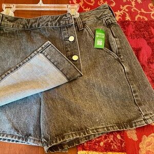 GAP Black Denim Skort NWT